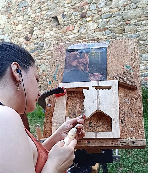 caelia-lampada-comodino-legno-cirmolo