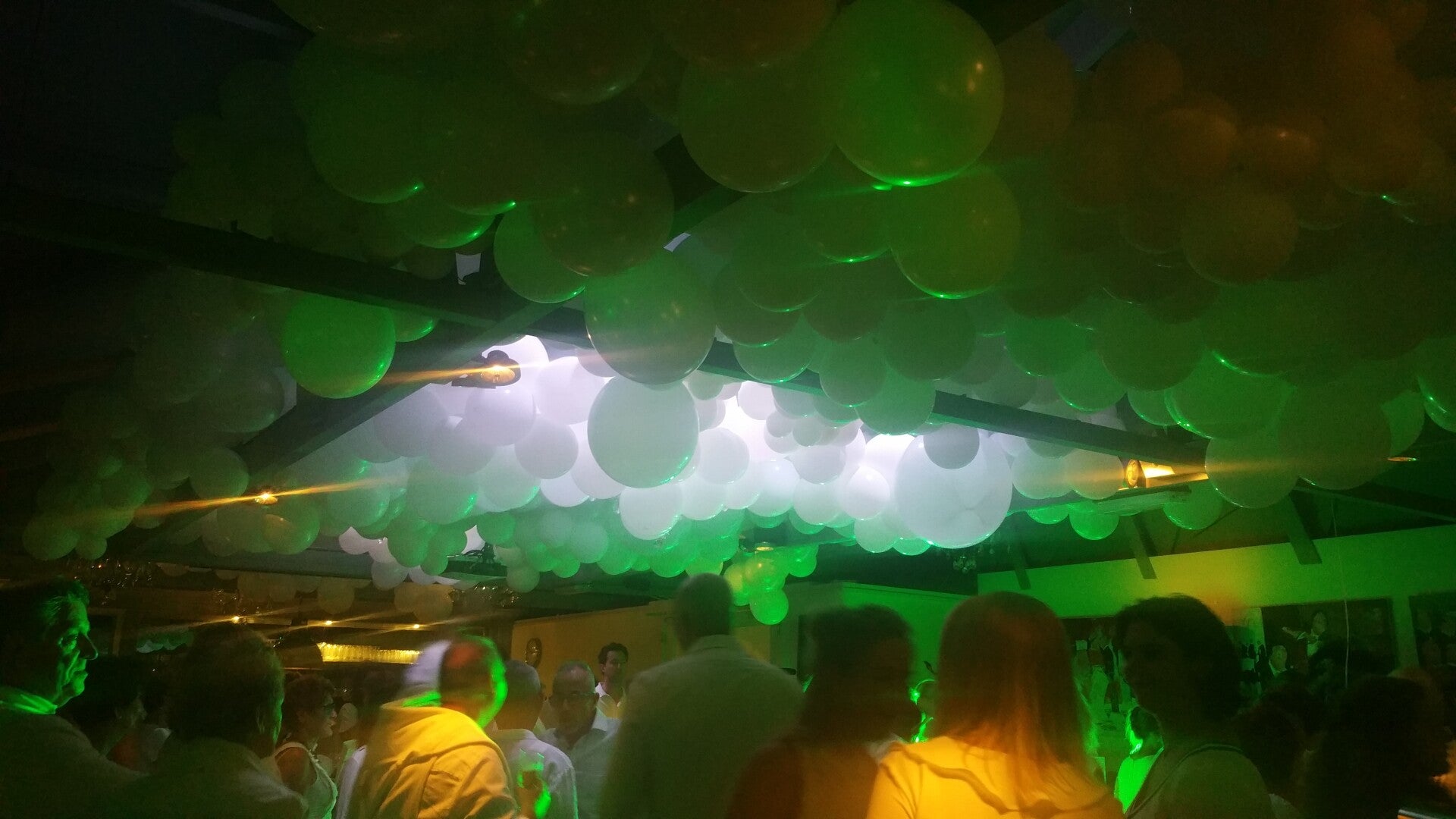 ballonwolken bruiloft