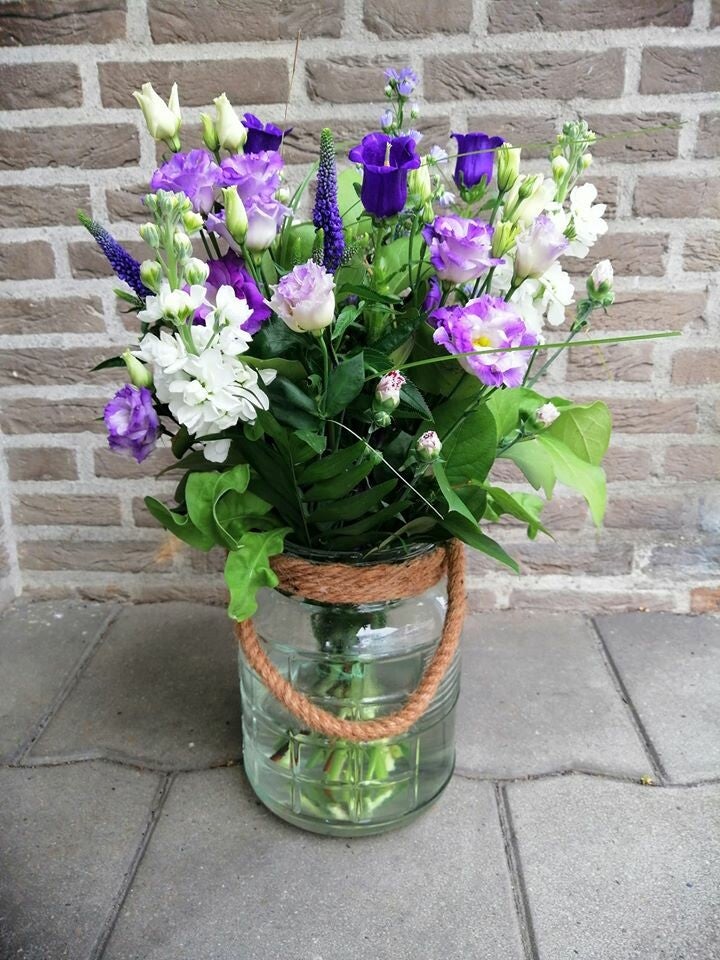 Rond gebonden boeket
