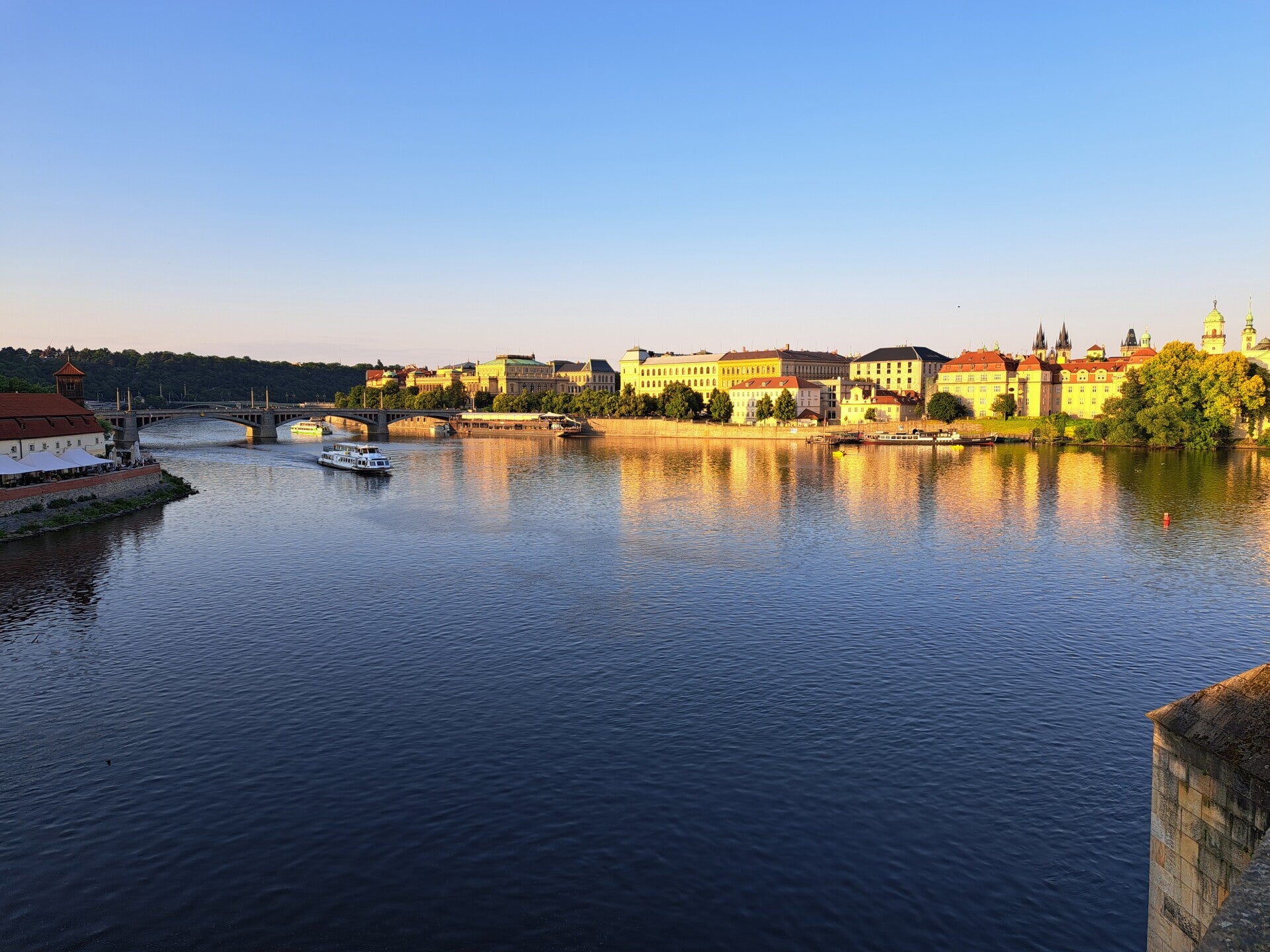 20230612_200440-standard-flaukp.jpg