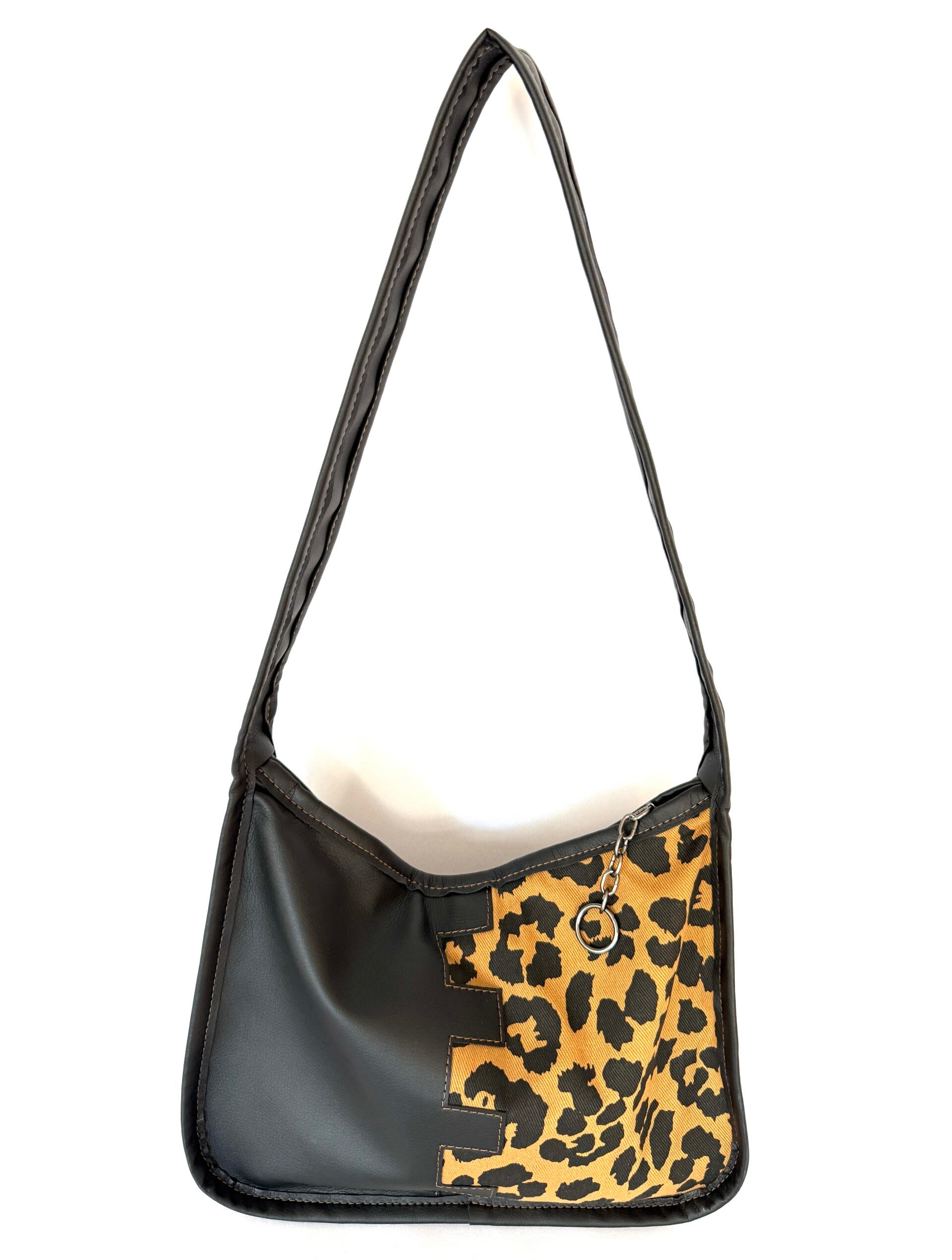 Umhängetasche aus Kunstleder und Jeansstoff Schwarz mit Leopardenmuster