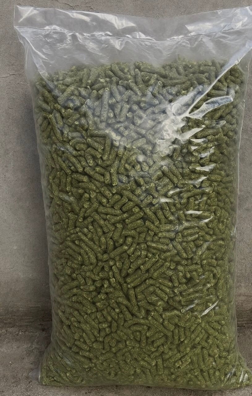Luzernepellets 8mm, 1 palette 40stuck 25 kg säcke