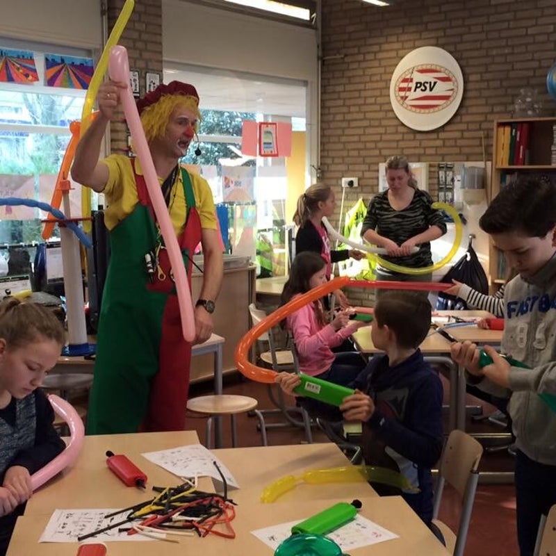Workshop ballonnen Trudoschool1.jpg