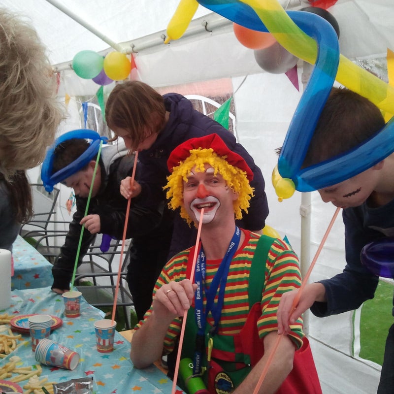 even wat drinken met lange rietjes van 70cm.