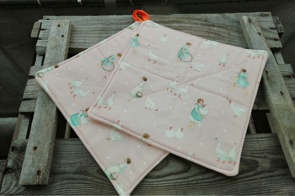 Topflappenpaar "Gänse"