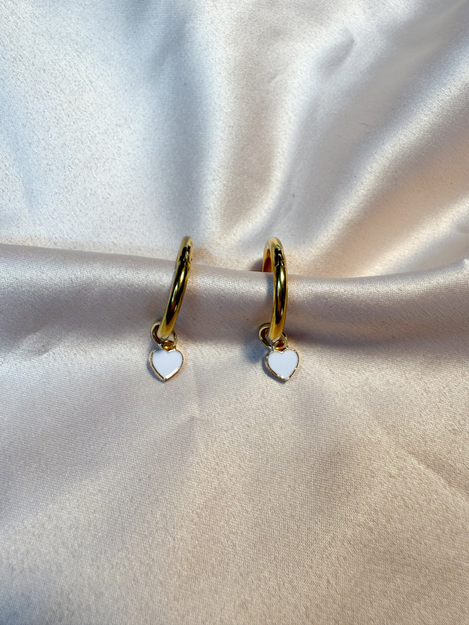 Oorbellen hart wit - goud