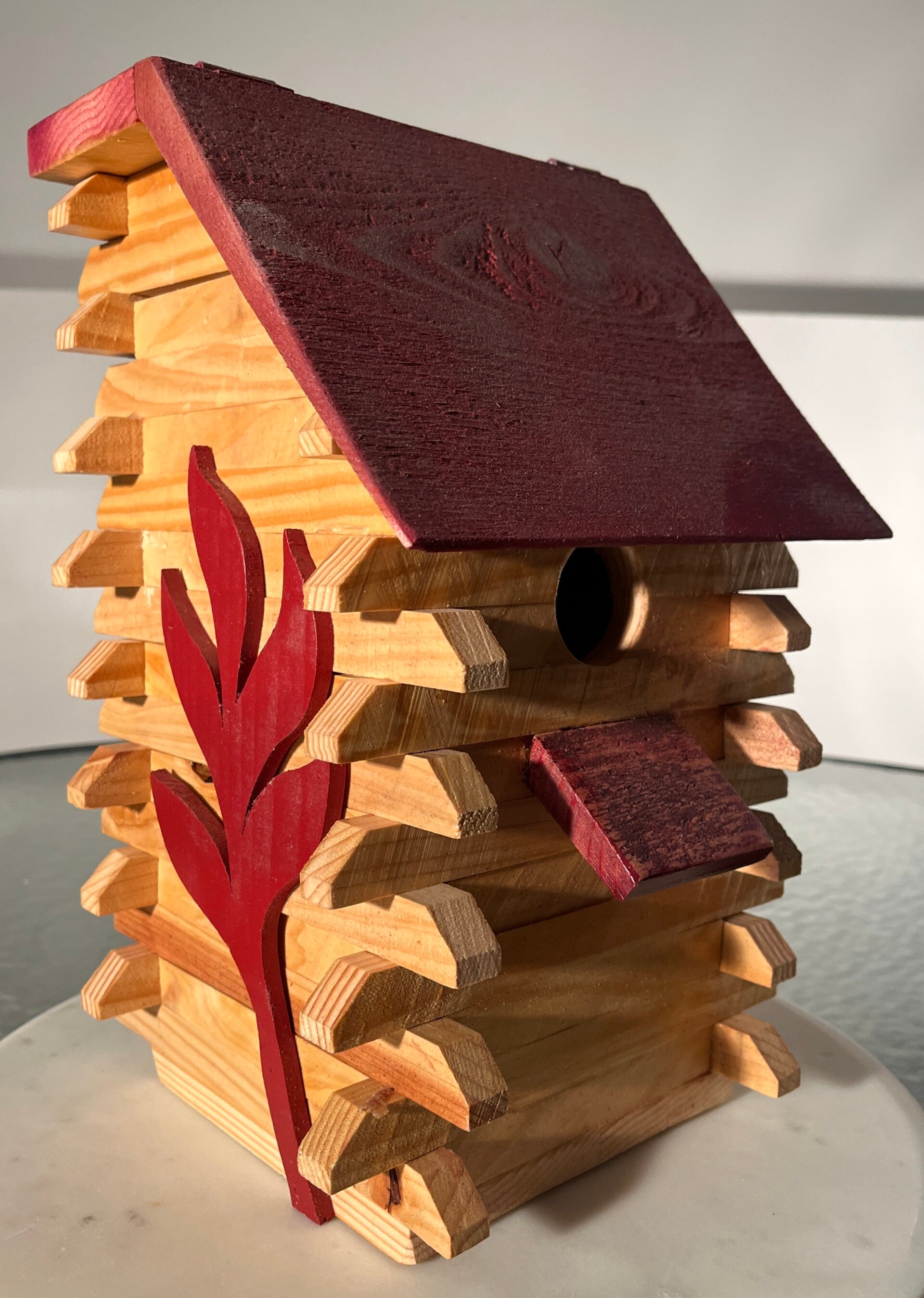 Bird house with red accents SKU-5261-52