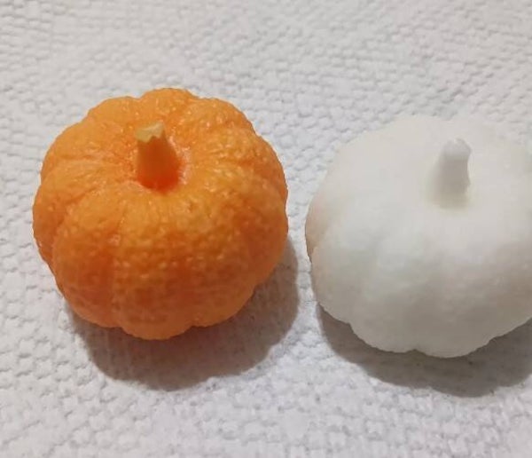 Round Pumpkin wax melts