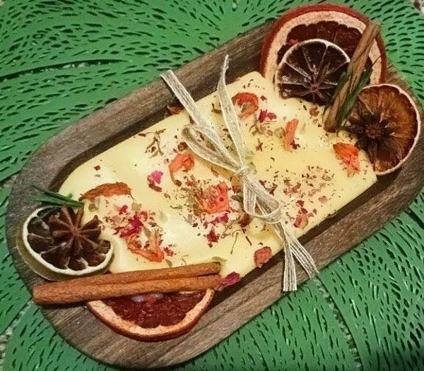 Pineapple Totem wooden Dough bowl