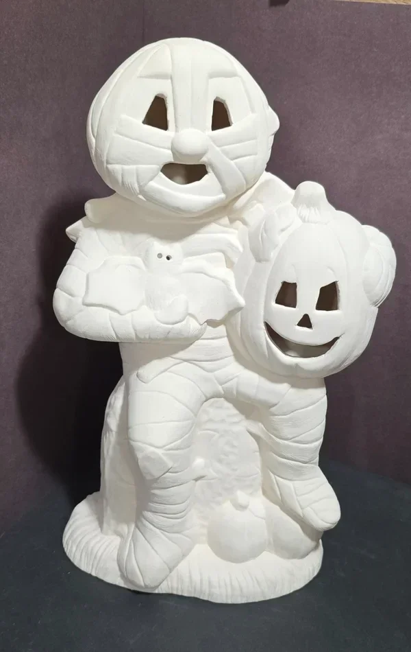 Momie avec citrouille #121