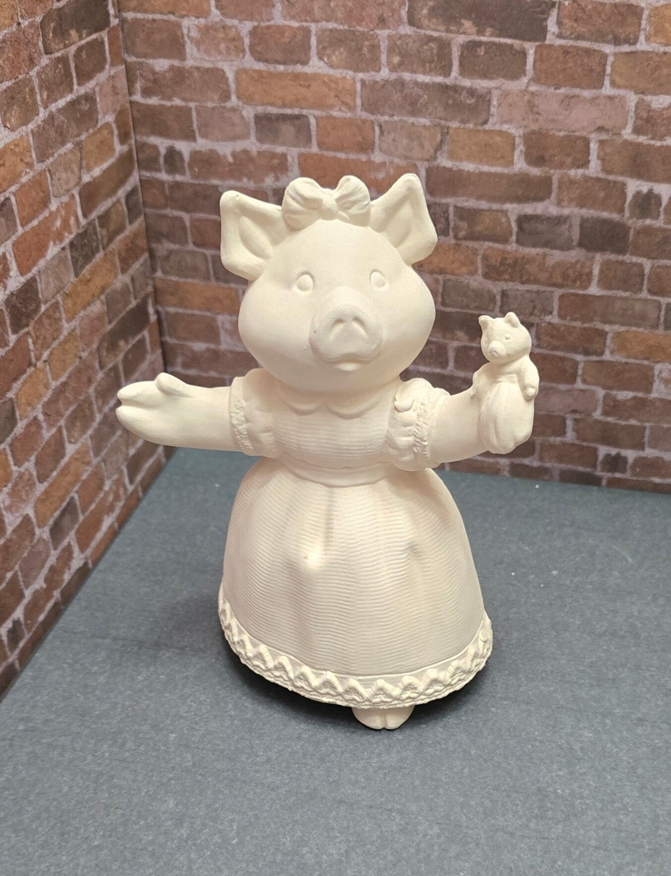 Cochonne avec un toutou