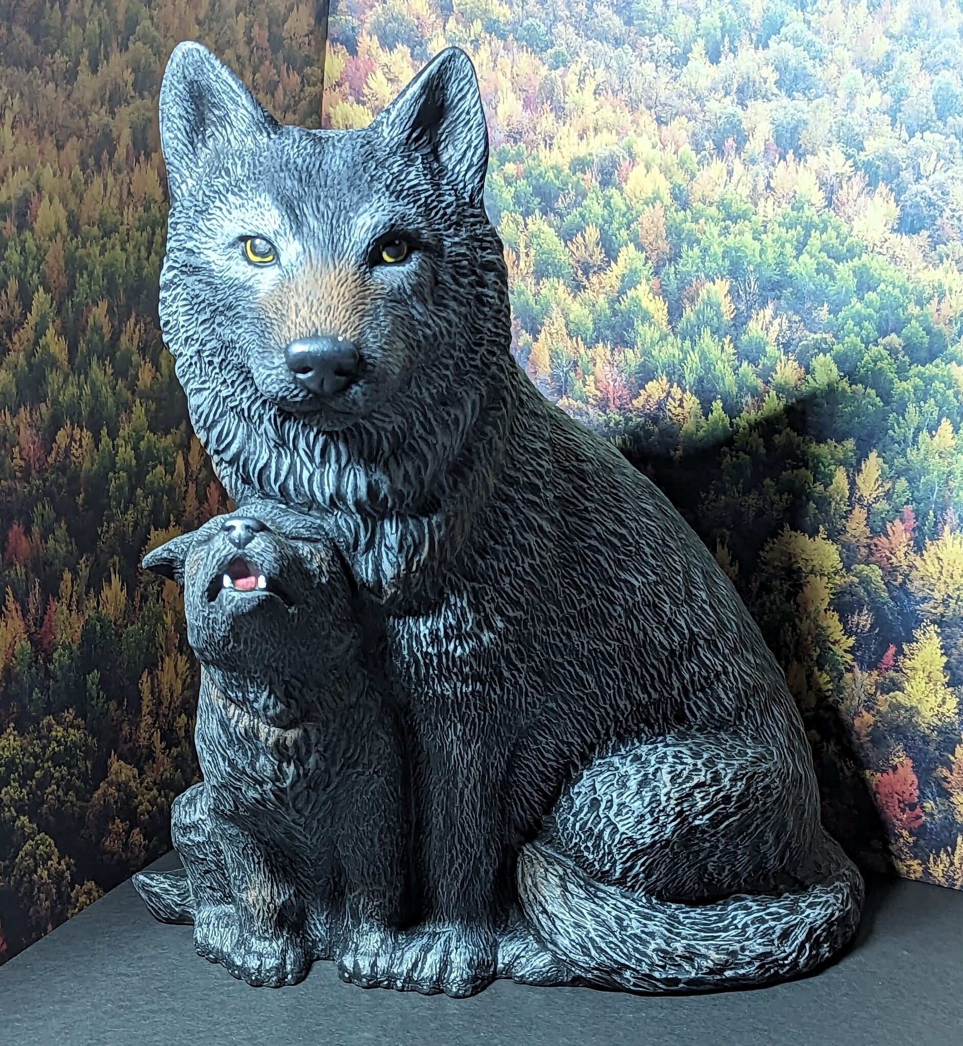 Loup avec son bébé