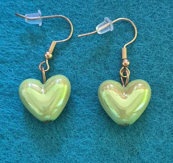 Schattige hartjes oorbellen. (Groen)