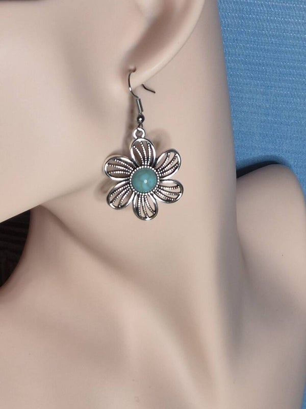 Prachtige vintage oorbellen. Oudzilver.
