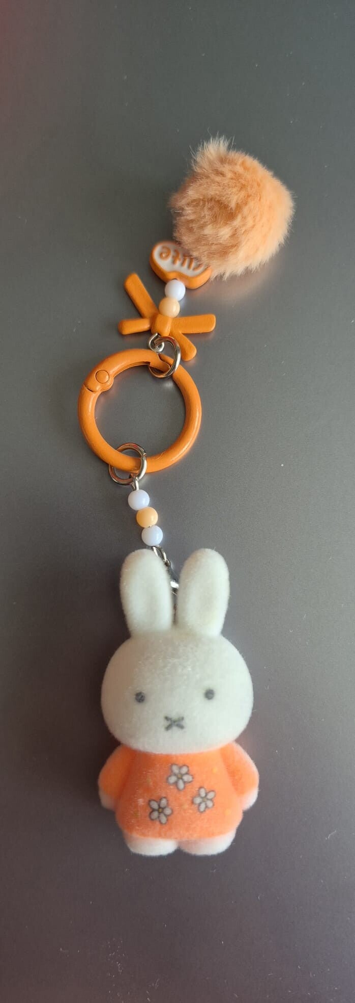 Schattige sleutelhanger van Nijntje. Oranje