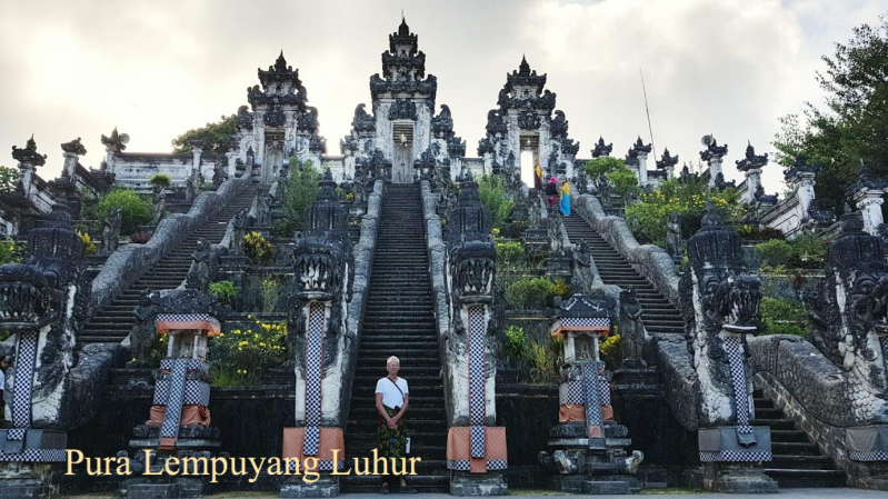 Pura Lempuyang Luhur