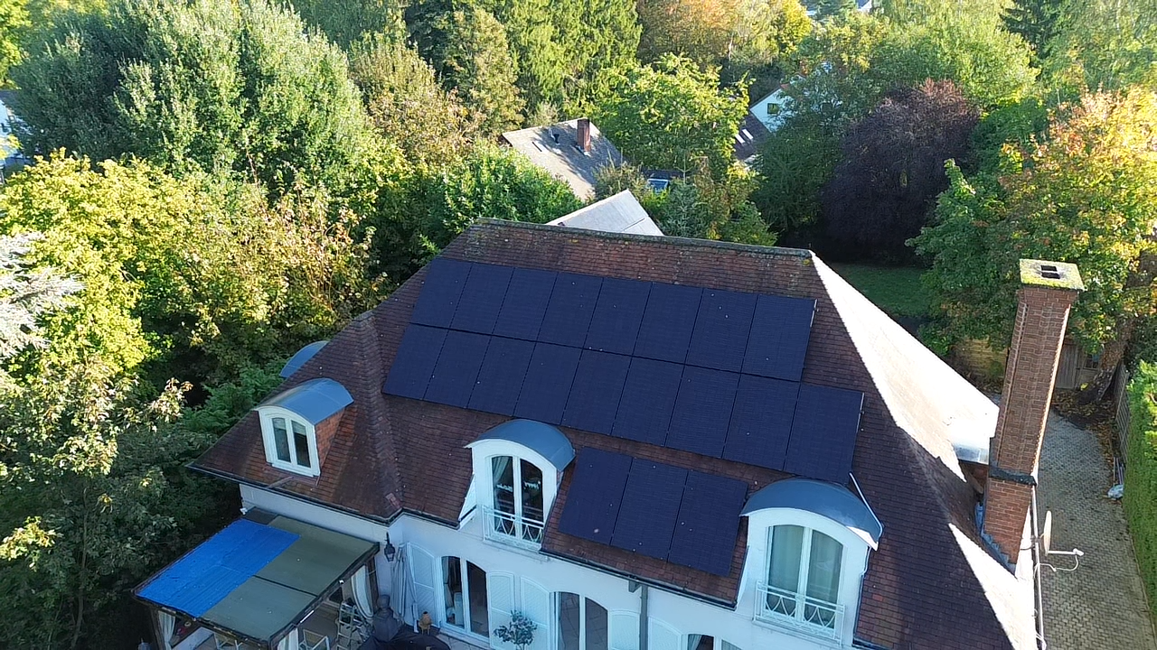 Chantier 7 — Villa : implantation sur la toiture avec lucarnes