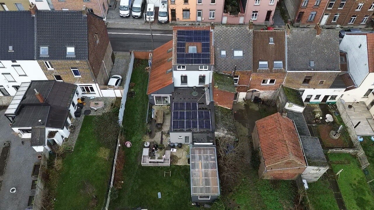 Chantier 4 — Maison et annexe : vue d’ensemble des deux surfaces équipées