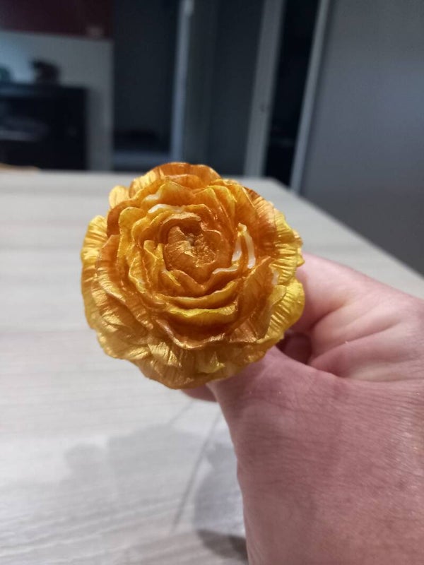 Petite rose