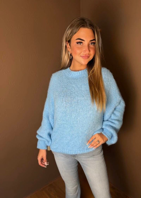 Blue knit