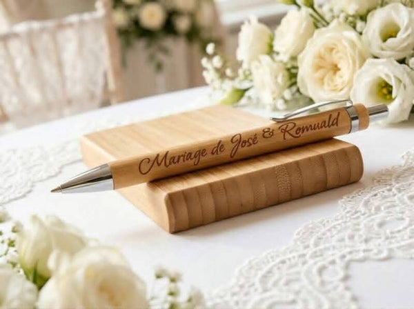 Stylo en bambou gravé – "Mariage" (Personnalisable)