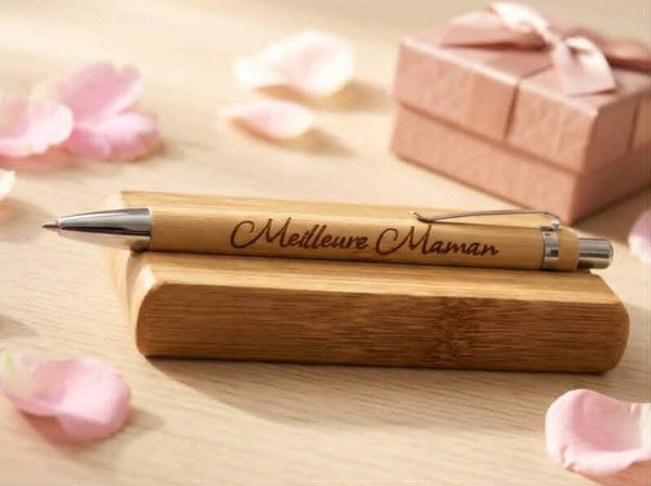 Stylo en bambou gravé – "Meilleure Maman"