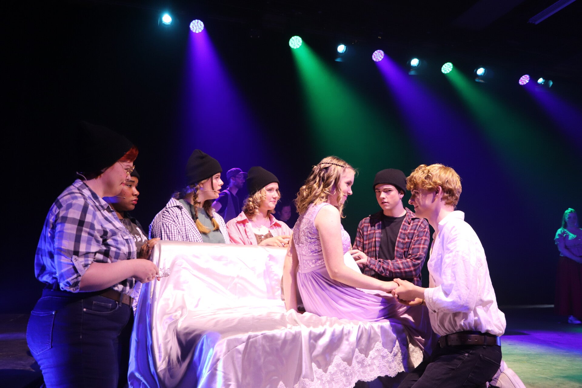 Sneeuwwitje leeft Musicio