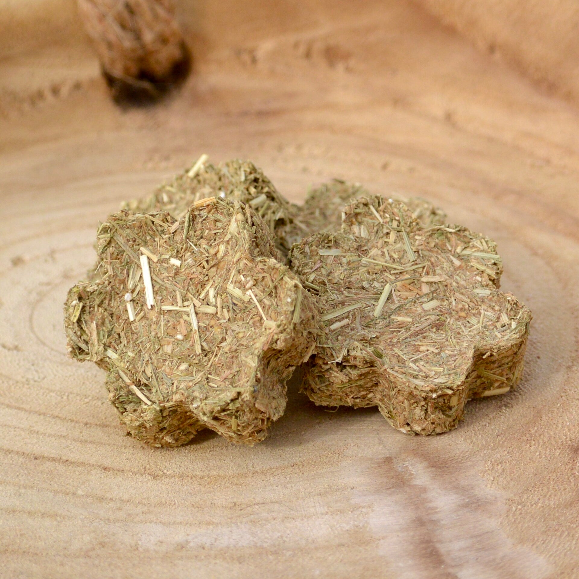Banaan koekjes bloem | 100% natuurlijke koekjes voor paarden, konijnen & knaagdieren