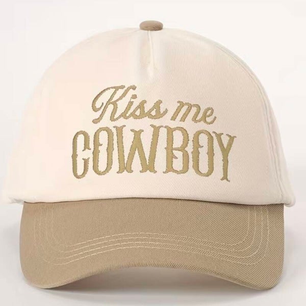 Pet “kiss me cowboy”