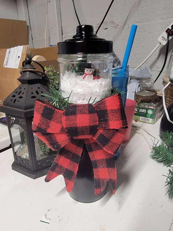 Light up winter lanterns