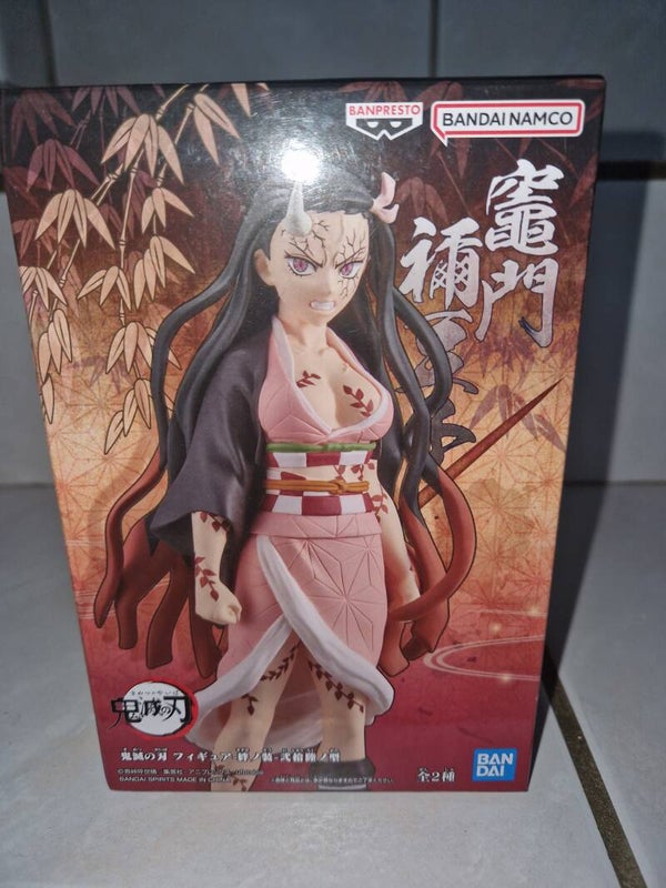 Figurine demon slayer