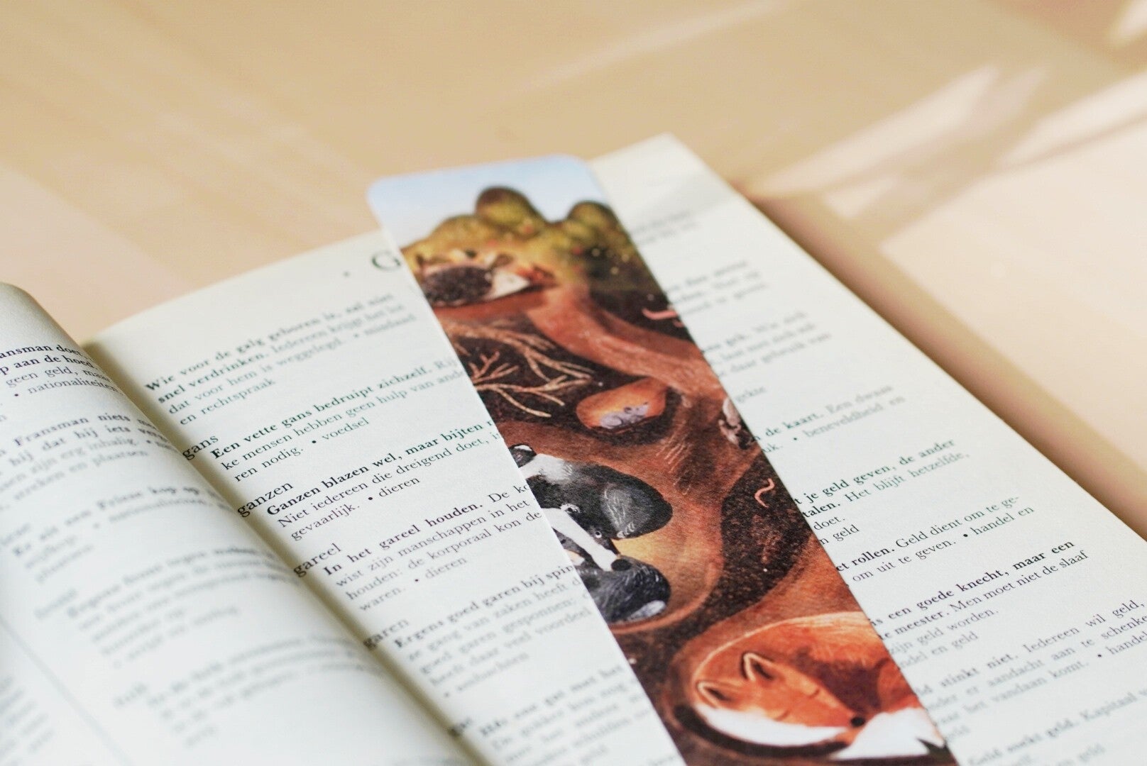 Bosdieren onder de grond, boekenlegger