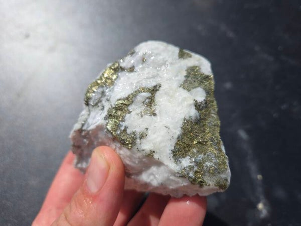 Chalcopyriet met Magnesiet, Hnutsa, Slowakije