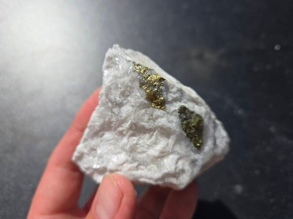 Chalcopyriet met Magnesiet, Hnutsa, Slowakije