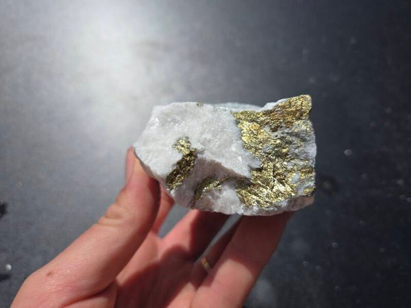 Chalcopyriet met Magnesiet, Hnutsa, Slowakije