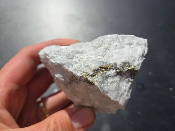 Chalcopyriet met Magnesiet, Hnutsa, Slowakije