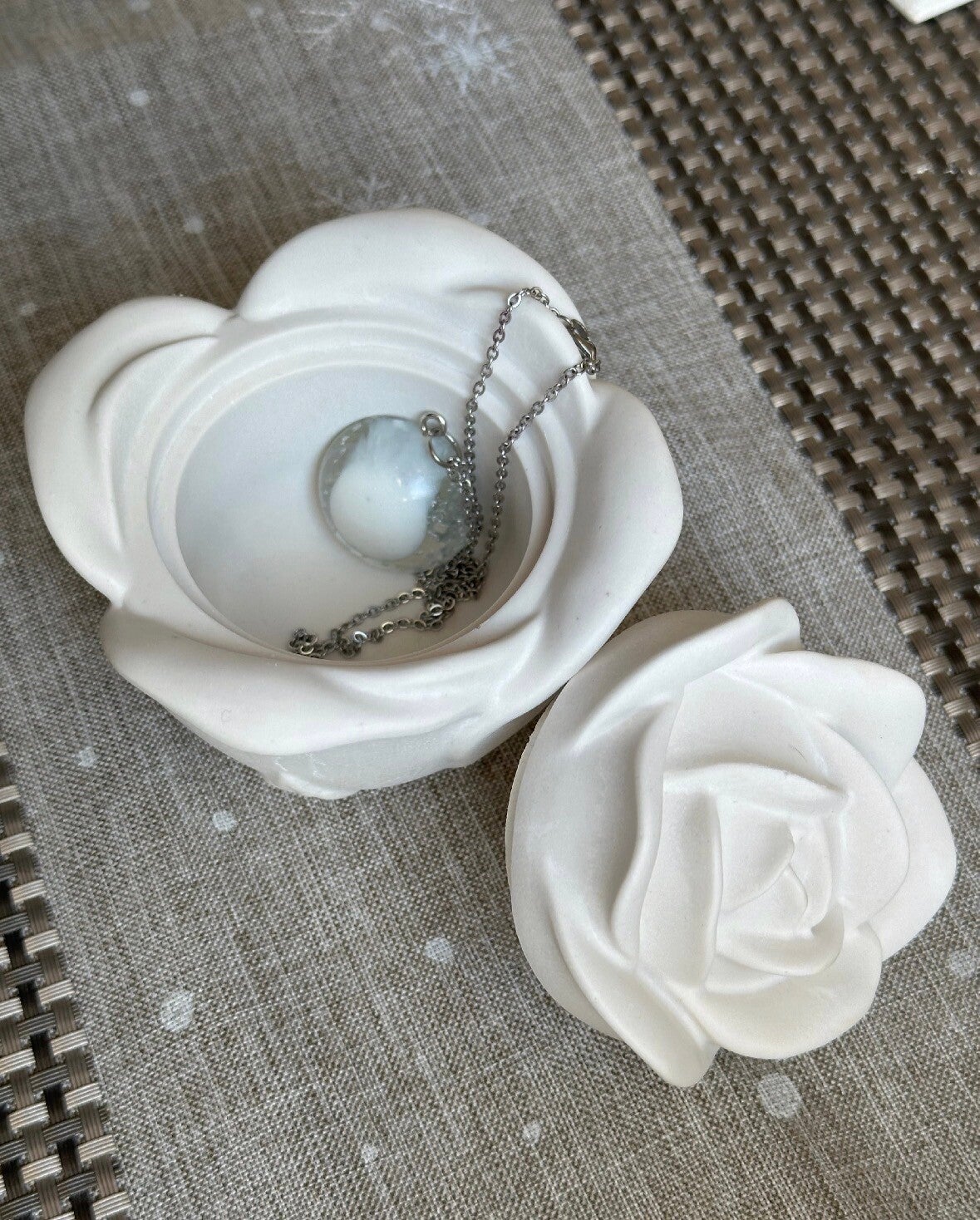 Aufbewahrung/Teelichthalter