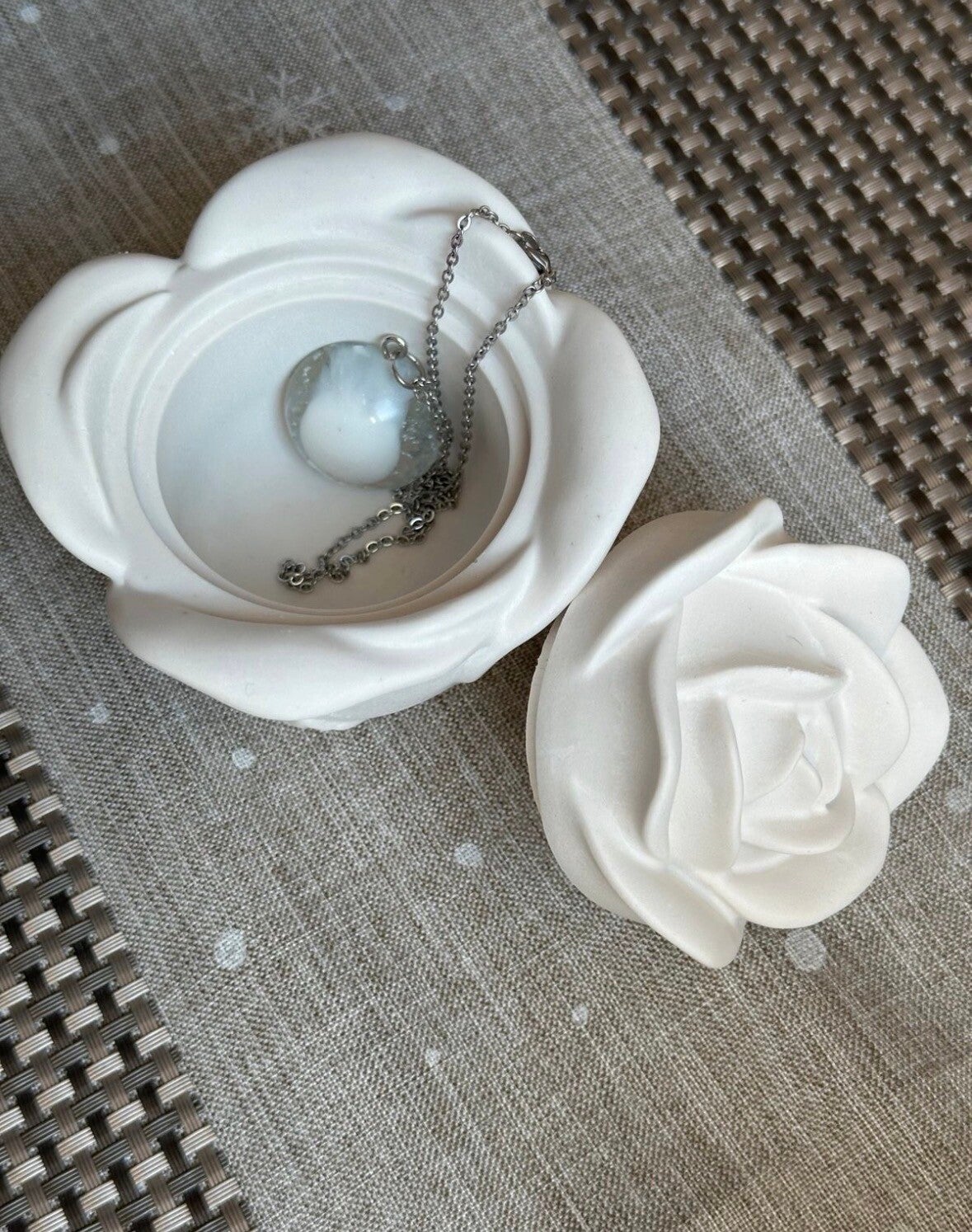 Aufbewahrung/Teelichthalter