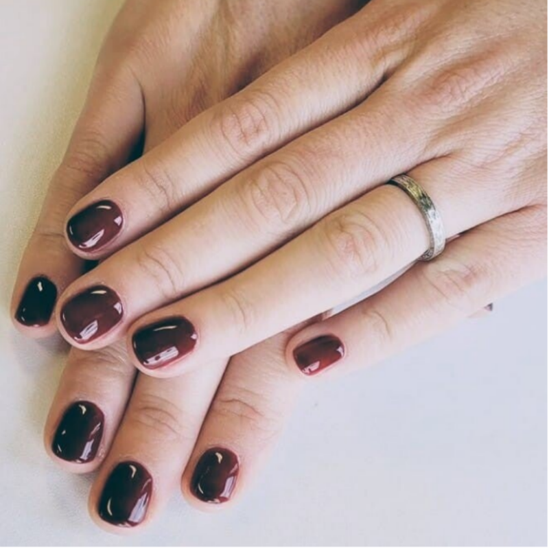 Gel manicure