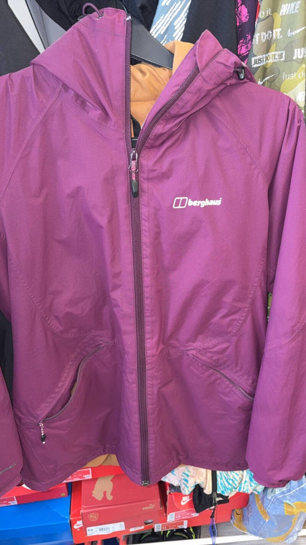 Berghaus Windbreaker