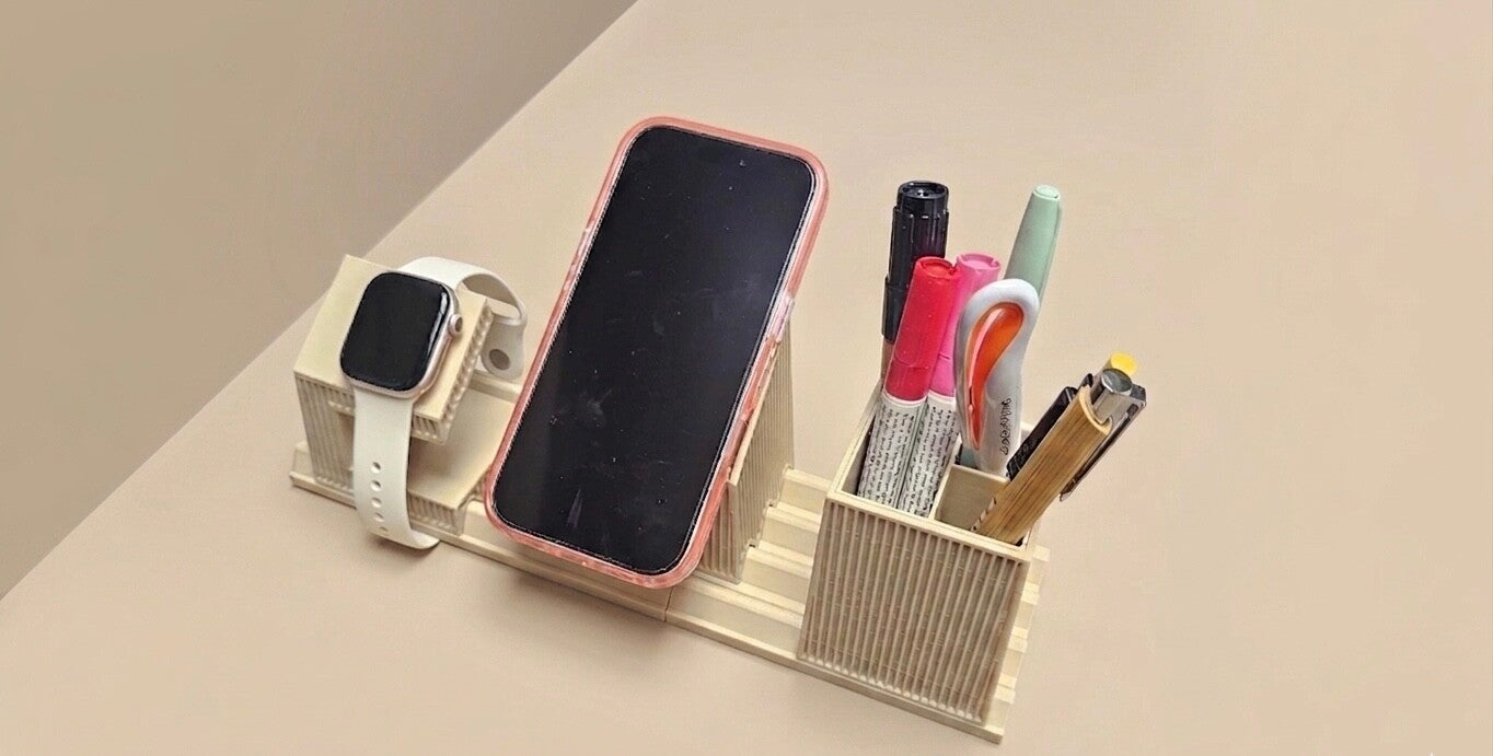 Desk organiser