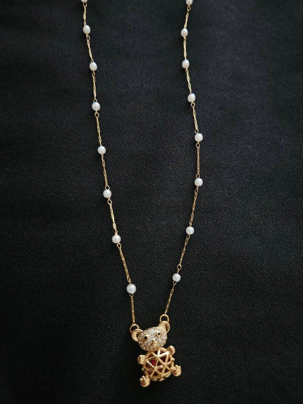 Beer ketting met parels
