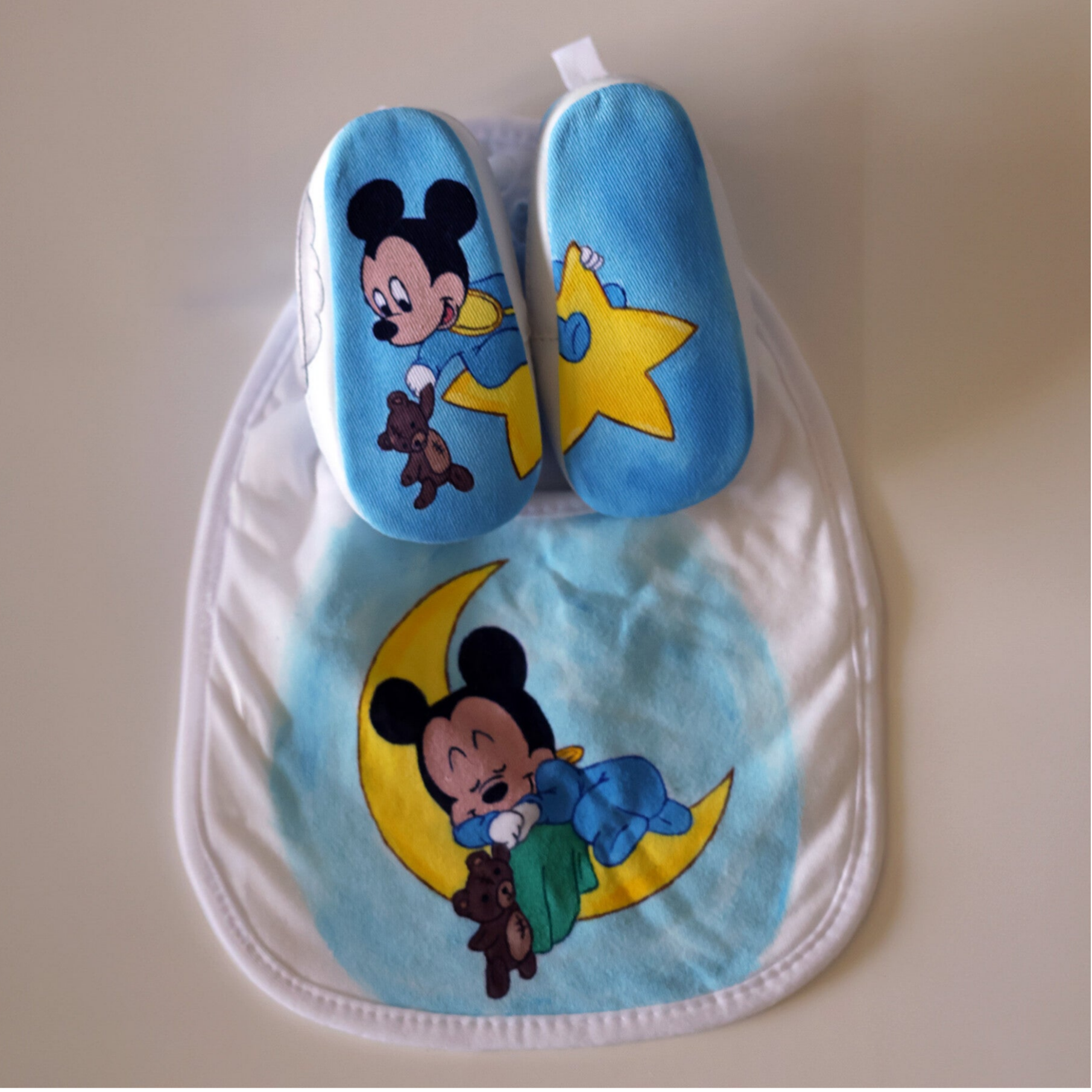 Beschilderde baby schoentjes & Slab Mickey Mouse maat 17