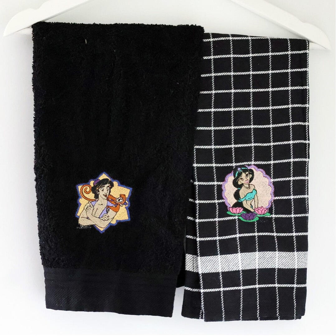 Geborduurde keukenhanddoek en theedoek Aladdin