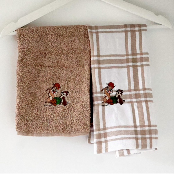 Geborduurde keukenhanddoek en theedoek Knabbel en Babbel