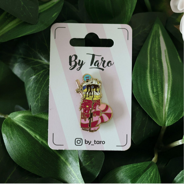 Freakshake Cheshire Fantasy Pin