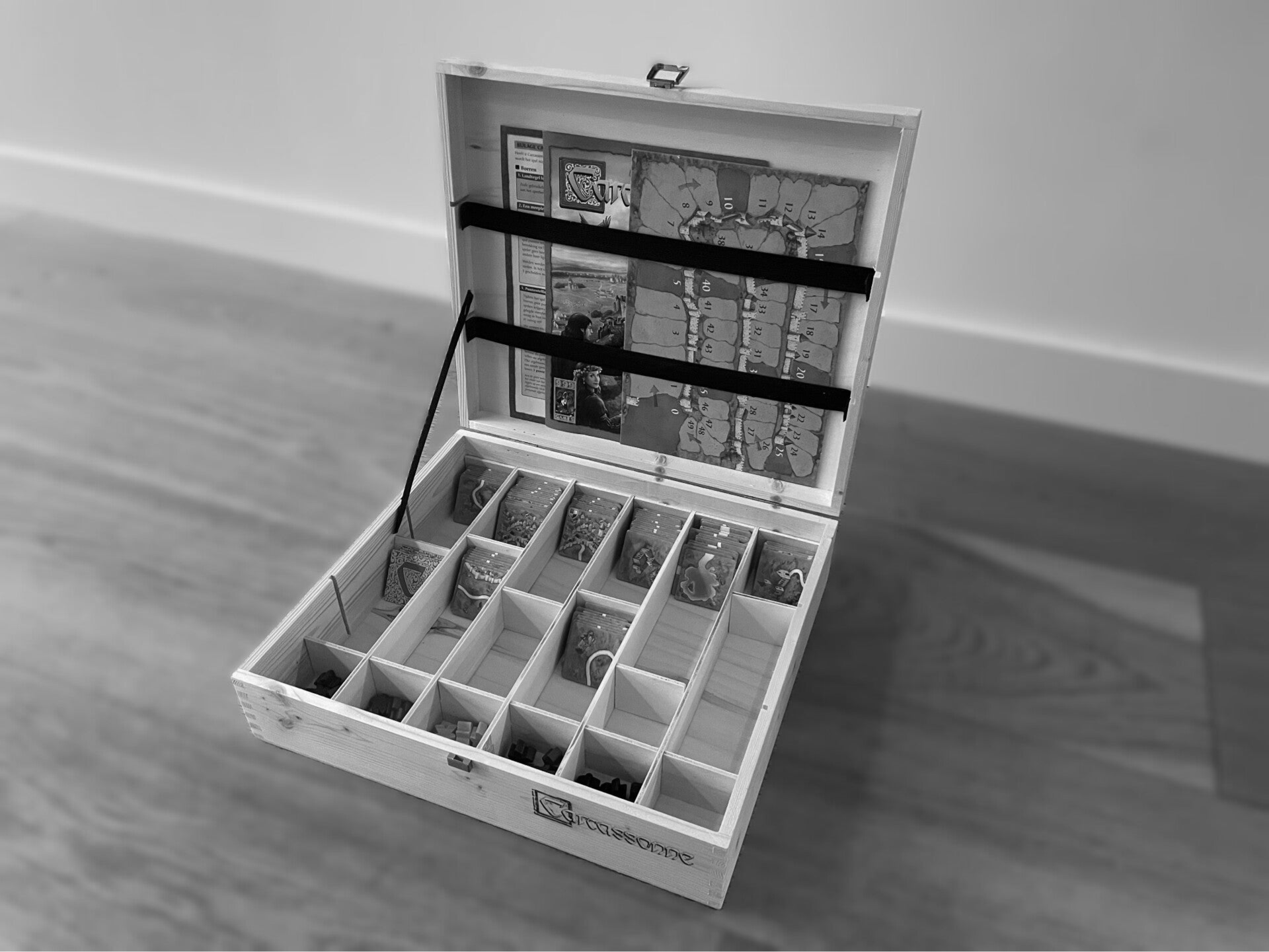 CARCASSONNE box / organizer