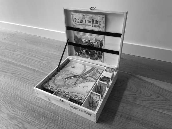 TICKET TO RIDE box / organizer