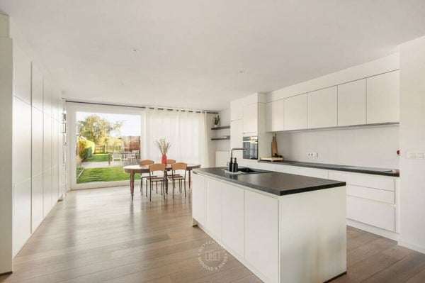 PACHTHOFSTRAAT 94, 9800 DEINZE