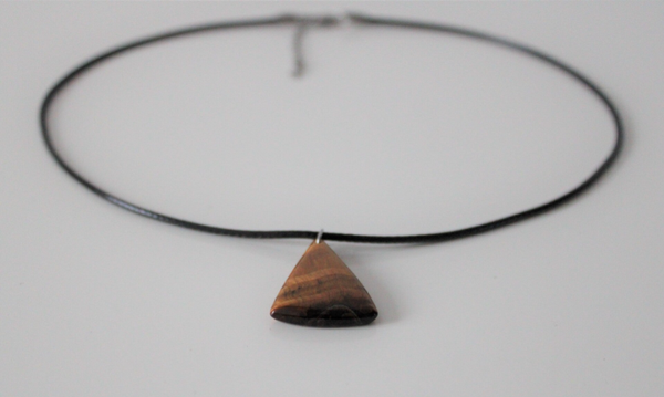 Collier Pendentif Oeil de Tigre